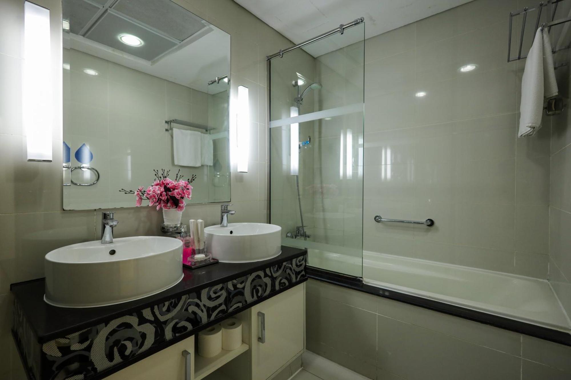 Majestic 3 Bedroom In Maison Mallstreet Apartment Dubai